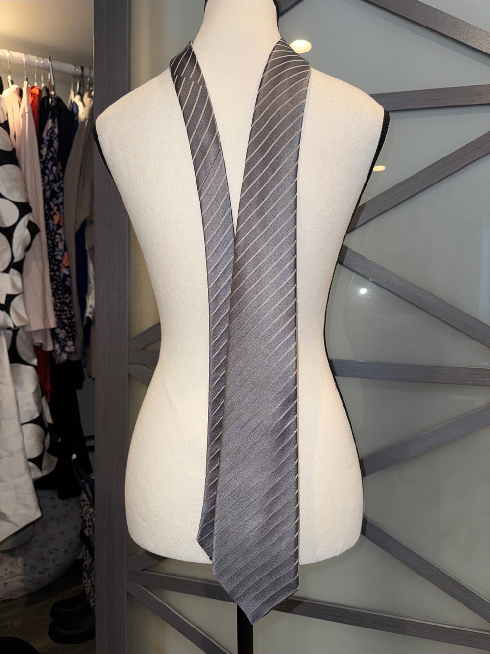 Donald J. Trump Classic Sill Gray Diagonal Stripe Men's Tie